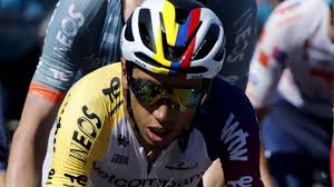 Los colombianos llegaron con los favoritos en la etapa 4 del Tour muy calurosa