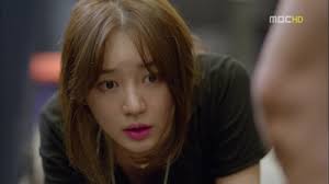 &quot;Copy&quot; xu hướng môi hồng cực xinh từ Yoon Eun Hye 7 - copy-xu-huong-moi-hong-cuc-xinh-tu-yoon-eun-hye