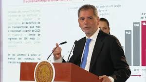Hacienda limitará deducción fiscal a 170 transportistas; Sheinbaum descarta afectación generalizada