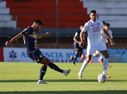 ¡Empate Agónico! Trinidense Resiste con 10 vs. General Caballero ⚽🔥