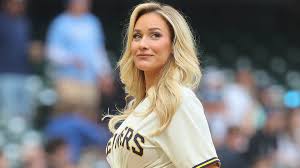 Paige Spiranac Calls Out Chris Pratt as 'Slowest Golfer' Ever
