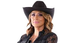Azalia Ojeda se va de La Granja VIP, pero advierte: “No van a poder deshacerse de mí”