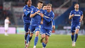 Karlsruhe beats Heidenheim 2-1 to move up to 11th