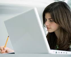 Resultado de imagen para people study in the computer