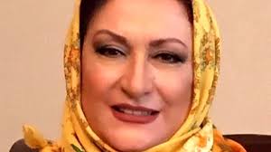 فیلم / مریم امیرجلالی :من 77 سالمه، نیازی نمیبینم برم لبهامو ژل بزنم و مثل اردک کنم یا ابرو تتو کنم و لپ باد کنم/ هزار ماشالله به خودم،همینه که هست...