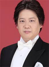 Takashi Aoyama, baritone. 日本人離れした品格のある歌唱で次世代を担うプリモ・バリトン。東京藝術大学卒業、同大学大学院修士課程オペラ科修了。 - 1002-1