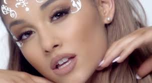 Resultado de imagem para fotos da ariana grande em break free