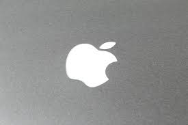 Superpromoção no Magalu: iPhone 17e com 512 GB perde R$ 2,5 mil no preço e passa a custar menos de R$ 4,8 mil