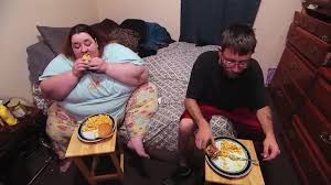 Quilos Mortais mostra os dramas de uma mulher que passou a comer mais após traumas familiares
