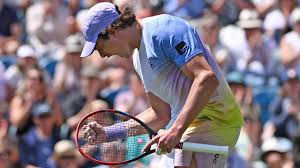 Hot Shot: Fonseca’s amazing angle vs. Bergs in Eastbourne