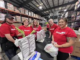 Giant observes Hunger Action Month with donation to Helping Harvest