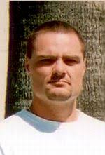 Vance L. Lisonbee LAYTON – Vance Lee Lisonbee, 38, died Thursday, July 9, 2009 in his home ... - 956796