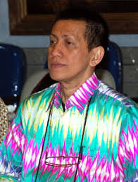 Kapanlagi.com - Penata tari asal Yogyakarta Didik Nini Thowok akan mementaskan sendratari semi kolosal tentang Roro Jonggrang untuk menyambut kehadiran Miss ... - didik_nini_thowok_kl
