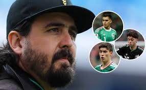¿Chivas vende a Armando González, Brian Gutiérrez y Raúl Rangel? Amaury Vergara dio una respuesta