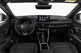 Toyota Yaris Cross tem mais de R$ 35.555,55 de desconto em junho e agita o mercado