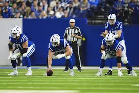 Ravens to sign former Colts center Danny Pinter