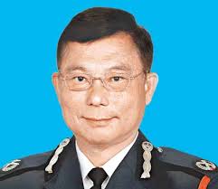 Suen Kwai-leung. Kowloon East Regional Commander, Mr Suen has served in the Force for over ... - p01_4