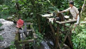 Hasil gambar untuk listrik tenaga air