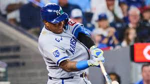 Royals take winning formula on road, hang on for 9th in a row