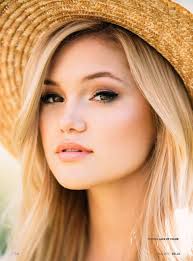 Resultado de imagen para olivia holt 2015