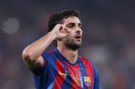 Barcelona reject €45 million bid for star striker but things could change in the summer