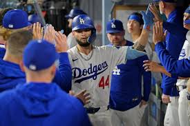 Las lesiones no han frenado a los Dodgers antes de la visita de los Phillies.