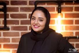 عکس یهویی نرگس محمدی با نگاه عاشقانه در لنز دوربین علی اوجی