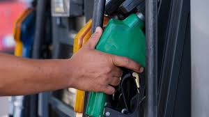 El costo del combustible este 21 de octubre: Magna roza los $24.15 en estaciones de Nuevo León