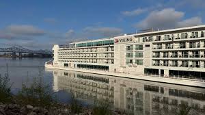 Viking Expands Reach with PGA TOUR Partnership & Mississippi River Cruises