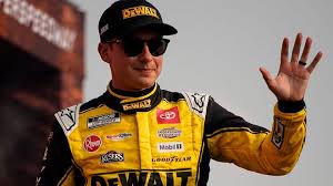 Cracker Barrel 400: Jones-Bell Incident and Race Highlights