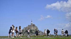 Mont Saint-Michel: Record de Visiteurs! Découvrez les Secrets de ce Joyau!