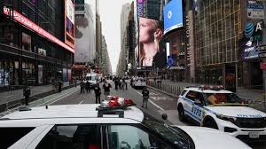 Woman fatally stabbed in Times Square was Bank of America VP