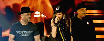 Steven Tyler y Aerosmith: La colaboración histórica con Run-DMC que revolucionó la música en 1986