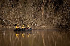 Inundaciones repentinas en Missouri obligan a rescatar a 20 personas de un campamento y a declarar el estado de emergencia