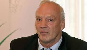 ... ungeklärten Fall um den Tod des Ex-DDR-Trainers Lutz Eigendorf begrüßen.