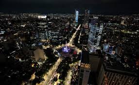 Habrá operativo para impedir ambulantaje en Paseo de la Reforma durante celebración de Año Nuevo, advierte César Cravioto