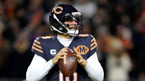 Caleb Williams rolls ankle on field-goal drive in third quarter