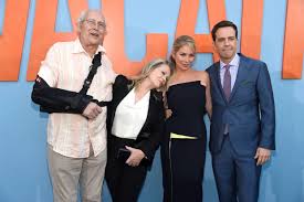 Beloved actress says she wishes she did more nudity early in her career