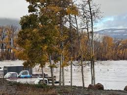 Rescues and emergency response continues amid historic and catastrophic flood in San Juan County - KOAT
