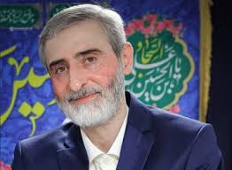 ببینید | وداع با پیکر مطهر شهید مصباح‌الهدی باقری کنی در منزل پدری