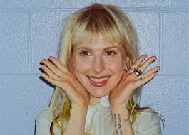 Hayley Williams vem ao Brasil para apresentação única