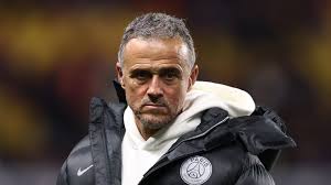 “Soy entrenador del PSG; el resto me la suda...”