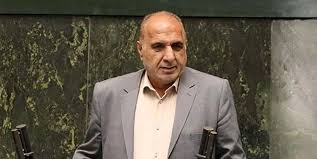 بیاتی: علت واگذاری نفت به بدهکاران کلان نفتی باید پاسخ داده شود
