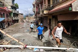 Nepal flood death toll surges as 65 Americans listed among hundreds of people still missing — CBS News