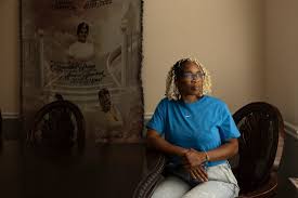 She received a $20,000 basic income. Two years later, she's back to working multiple jobs.