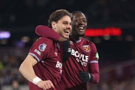 Can West Ham’s defence hold off Arsenal to keep their season and the title race alive?