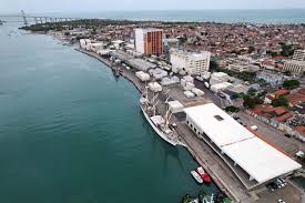 Dois passageiros de cruzeiro são atendidos após desembarque de emergência em Natal