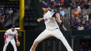 Jacob deGrom pitching during a game