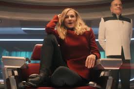 I Love That Holly Hunter Can’t Sit in a Chair Normally on ‘Starfleet Academy’
