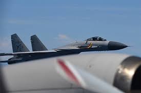 Chinese Jets Tail Japanese Air Patrol in Close Encounter